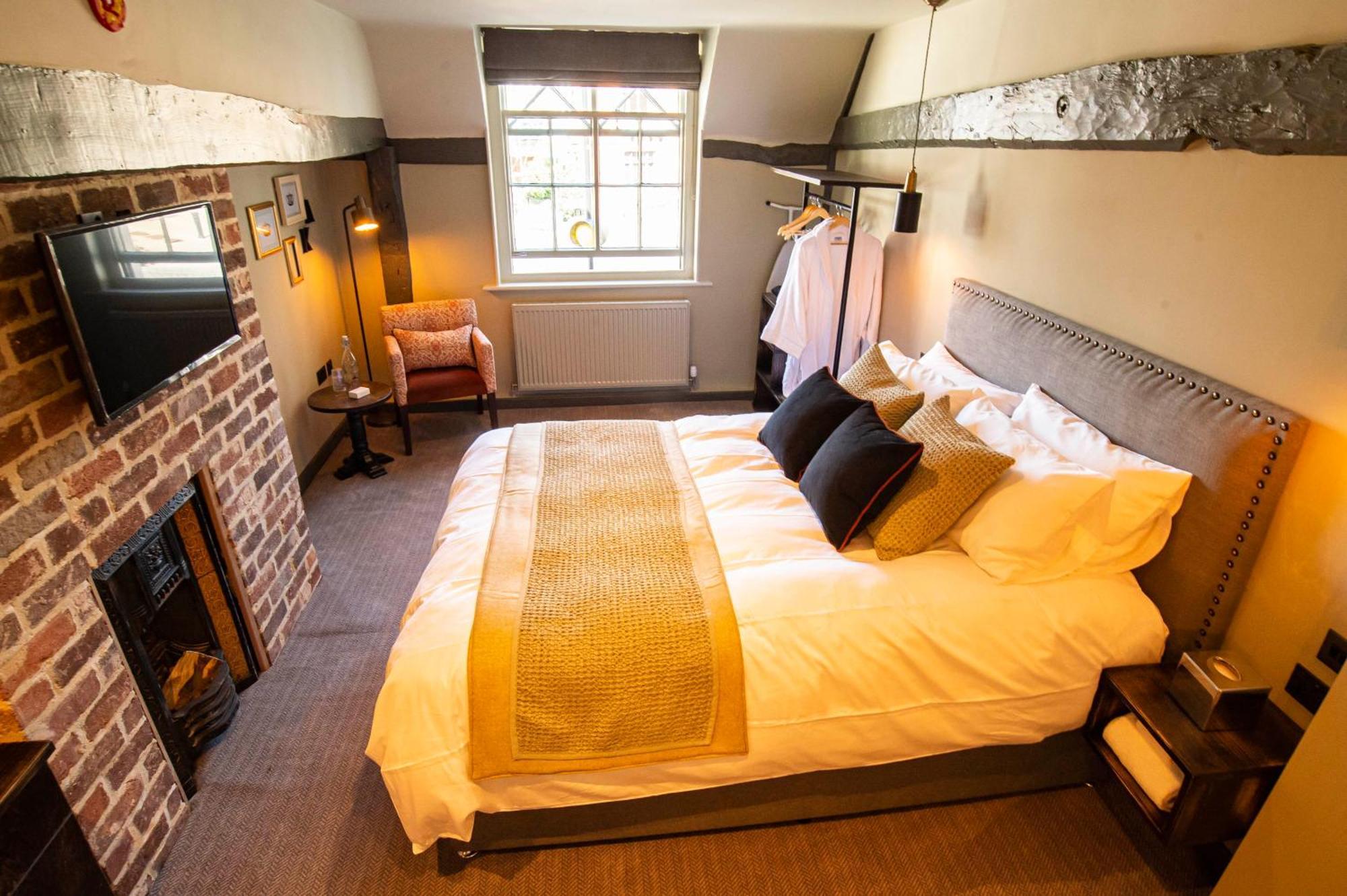 Kings Arms Hotel Stansted Mountfitchet Zimmer foto